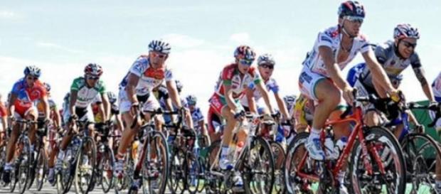 Bicicletas com motor usadas no ciclismo Bicicletas com motor usadas no ciclismo