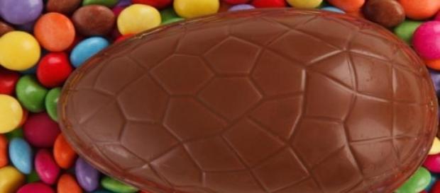Les Français sont très attachés au chocolat. Les Français sont très attachés au chocolat.