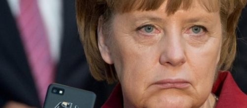 Spionaggio, imbarazzo per la Merkel