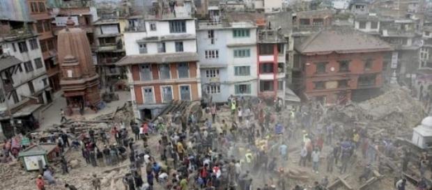 Rua no Nepal após terremoto de sabado Rua no Nepal após terremoto de sabado