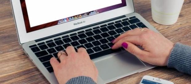 Veja os cursos gratuitos e a distância Veja os cursos gratuitos e a distância