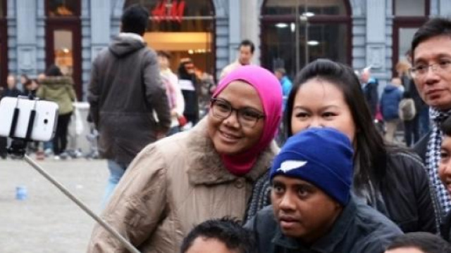 Vietato l'uso dei selfie sticks a Wimbledon