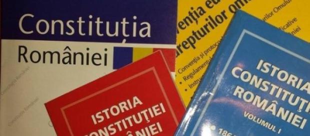 Constituţii "peste" Constituţii şi legi "sub" legi Constituţii "peste" Constituţii şi legi "sub" legi