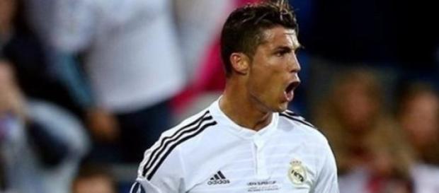 Ronaldo continua a reforçar palmarés Ronaldo continua a reforçar palmarés