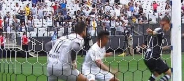 Lance de Guerrero no clássico Lance de Guerrero no clássico
