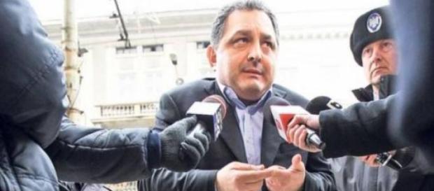 Marian Vanghelie a fost suspendat din functie Marian Vanghelie a fost suspendat din functie