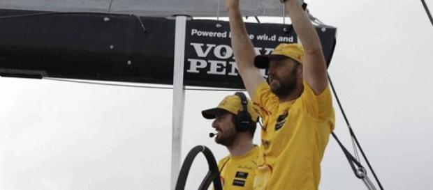 Veleiro Abu Dhabi Ocean Racing vitorioso em Itajaí Veleiro Abu Dhabi Ocean Racing vitorioso em Itajaí