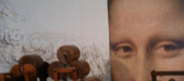 A Mona Lisa observa tudo há quase 500 anos A Mona Lisa observa tudo há quase 500 anos