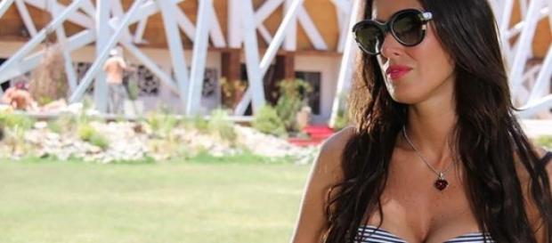 Adriana Barrientos ha sido sorprendida con Leandro Adriana Barrientos ha sido sorprendida con Leandro