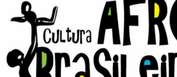 Cultura afro-brasileira é ensinada nas escolas. Cultura afro-brasileira é ensinada nas escolas.