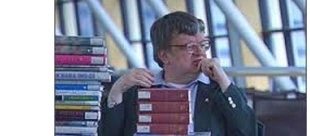Kim Peek - stia pe dinafara 12000 de carti Kim Peek - stia pe dinafara 12000 de carti