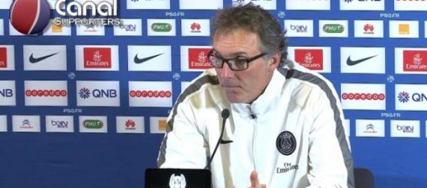 Laurent Blanc est sur tous les fronts. Laurent Blanc est sur tous les fronts.