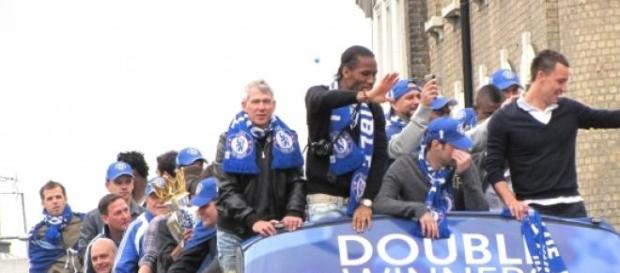 O Chelsea pode festejar mais um título inglês O Chelsea pode festejar mais um título inglês