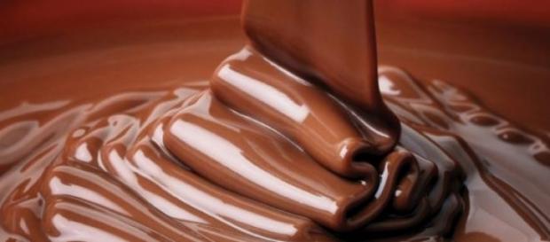 O chocolate faz a pessoa emagrecer. O chocolate faz a pessoa emagrecer.