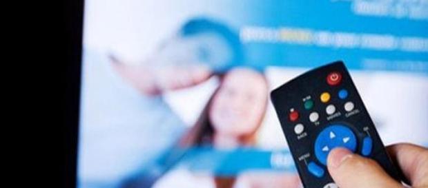 Programmi Tv stasera Rai e Mediaset, 9 aprile 2015 Programmi Tv stasera Rai e Mediaset, 9 aprile 2015