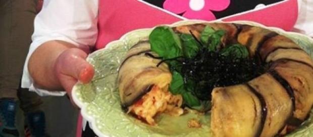 Savarin di maccheroncini e melanzane Savarin di maccheroncini e melanzane