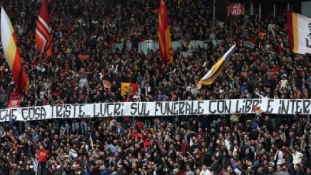 uno degli striscioni incriminati in curva sud