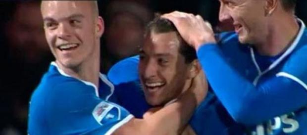 Andrés Guardado muy ´apapachado´ en Holanda. Andrés Guardado muy ´apapachado´ en Holanda.