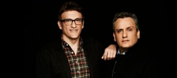 Les Frères Russo, réalisateurs d'Avengers 3 et 4. Les Frères Russo, réalisateurs d'Avengers 3 et 4.