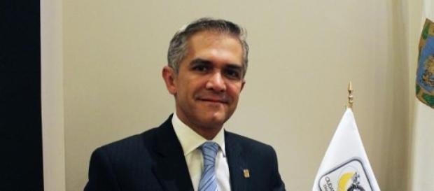 Miguel Ángel Macera, Jefe de Gobierno del DF Miguel Ángel Macera, Jefe de Gobierno del DF