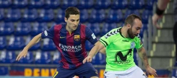 Ricardinho em destaque frente ao Barcelona Ricardinho em destaque frente ao Barcelona