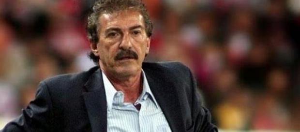 Ricardo Lavolpe regresará la próxima temporada. Ricardo Lavolpe regresará la próxima temporada.