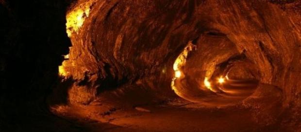 Tunelurile de lava de pe Luna Tunelurile de lava de pe Luna