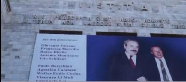 Sparatoria nel tribunale di Milano 9 aprile 2015 Sparatoria nel tribunale di Milano 9 aprile 2015