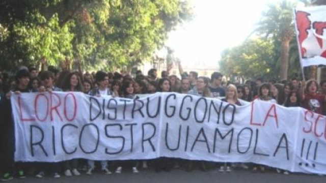 Scuola, eventi di Aprile 2015 per fermare il DDL