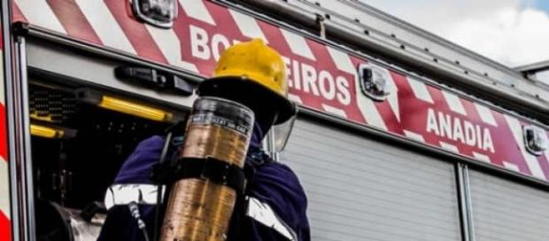 Três homens e uma mulher morrem em Sangalhos Três homens e uma mulher morrem em Sangalhos