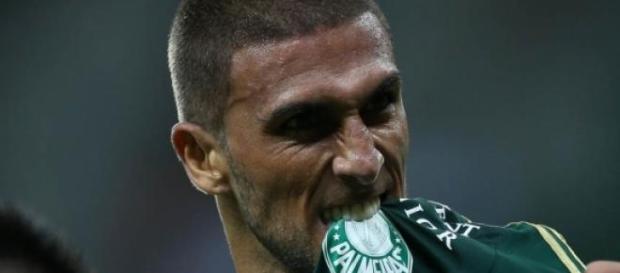 Rafael Marques fez o empate aos 95 minutos Rafael Marques fez o empate aos 95 minutos