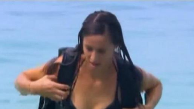Manon de Koh Lanta 2015 arrive sur l'île 