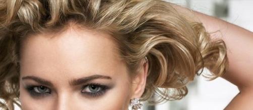 Tagli Capelli Corti E Medi Per L Estate Nuovi Look Moderni Per Donne Di Ogni Eta