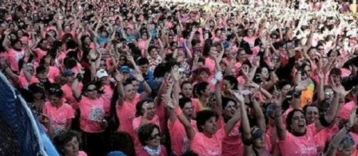Le donne della maratona di Madrid contro il cancro