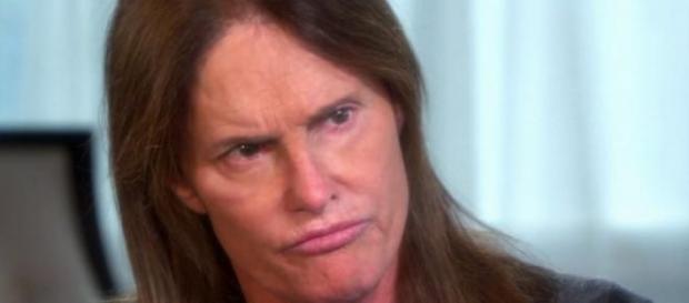 Bruce Jenner s'est confié sur sa transition. Bruce Jenner s'est confié sur sa transition.