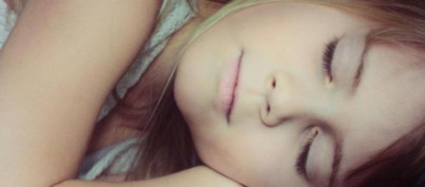 Dorme menos de 6 horas por noite? Dorme menos de 6 horas por noite?