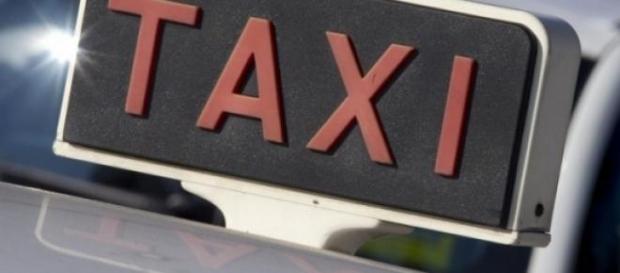 Fare il tassista è diventato un lavoro a rischio Fare il tassista è diventato un lavoro a rischio