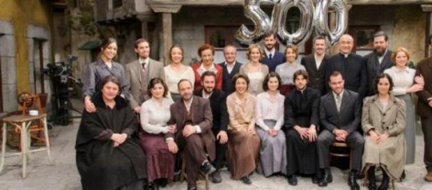 Una immagine suggestiva del cast Una immagine suggestiva del cast