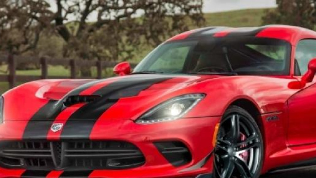 La nuova Dodge Viper ACR V10
