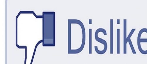 Facebook piace sempre meno agli utenti censurati