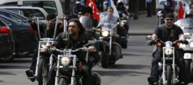Bikerii de temut ai lui Putin Bikerii de temut ai lui Putin