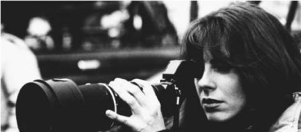 La directora Kathryn Bigelow grabando La directora Kathryn Bigelow grabando