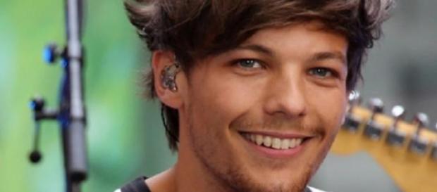 Louis Tomlinson poderá integrar júri do 'X Factor' Louis Tomlinson poderá integrar júri do 'X Factor'
