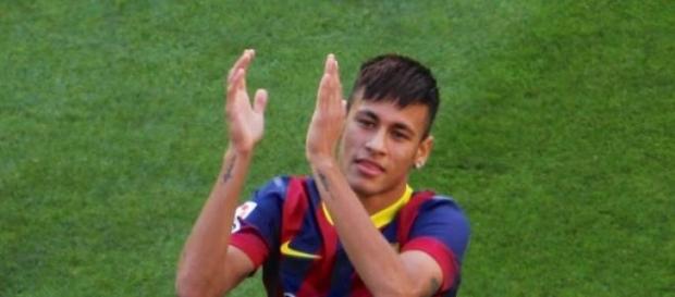 Neymar le marcó dos goles al Bayern Munich Neymar le marcó dos goles al Bayern Munich