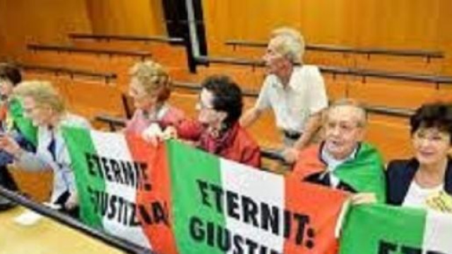 Cittadini di Casale Monferrato al processo eternit