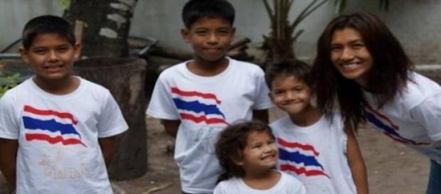 '#FreeYuyee' para que se pueda repetir esta imagen '#FreeYuyee' para que se pueda repetir esta imagen