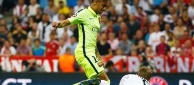 Neymar brilhou ao marcar os dois golos do Barça Neymar brilhou ao marcar os dois golos do Barça