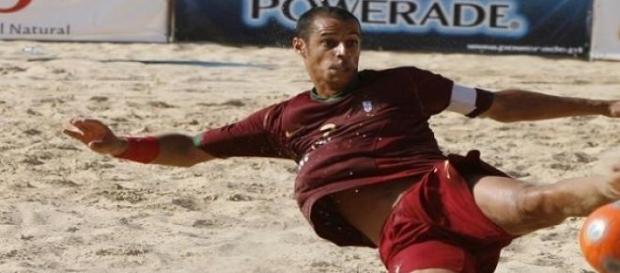 Português Madjer é o melhor jogador do mundo Português Madjer é o melhor jogador do mundo