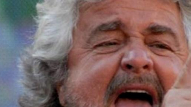 Grillo contro tutti sul reddito di cittadinanza