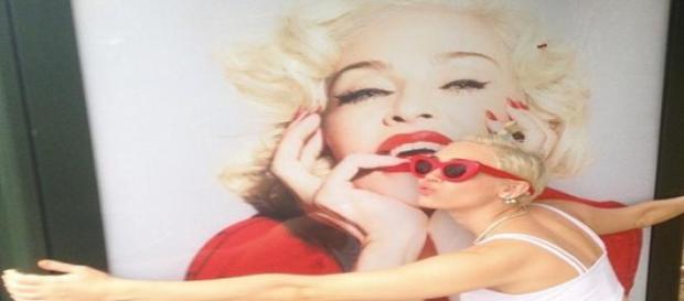 Miley Cyrus ist immer für eine Überraschung gut! Miley Cyrus ist immer für eine Überraschung gut!